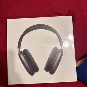 Apple AirPods Max in Space Grey Brand New